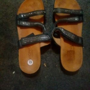 Vionic (orthaheel tech) Jesus sandals
